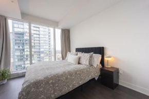 Panoramic View - 2 bed 2 bath 47th floor